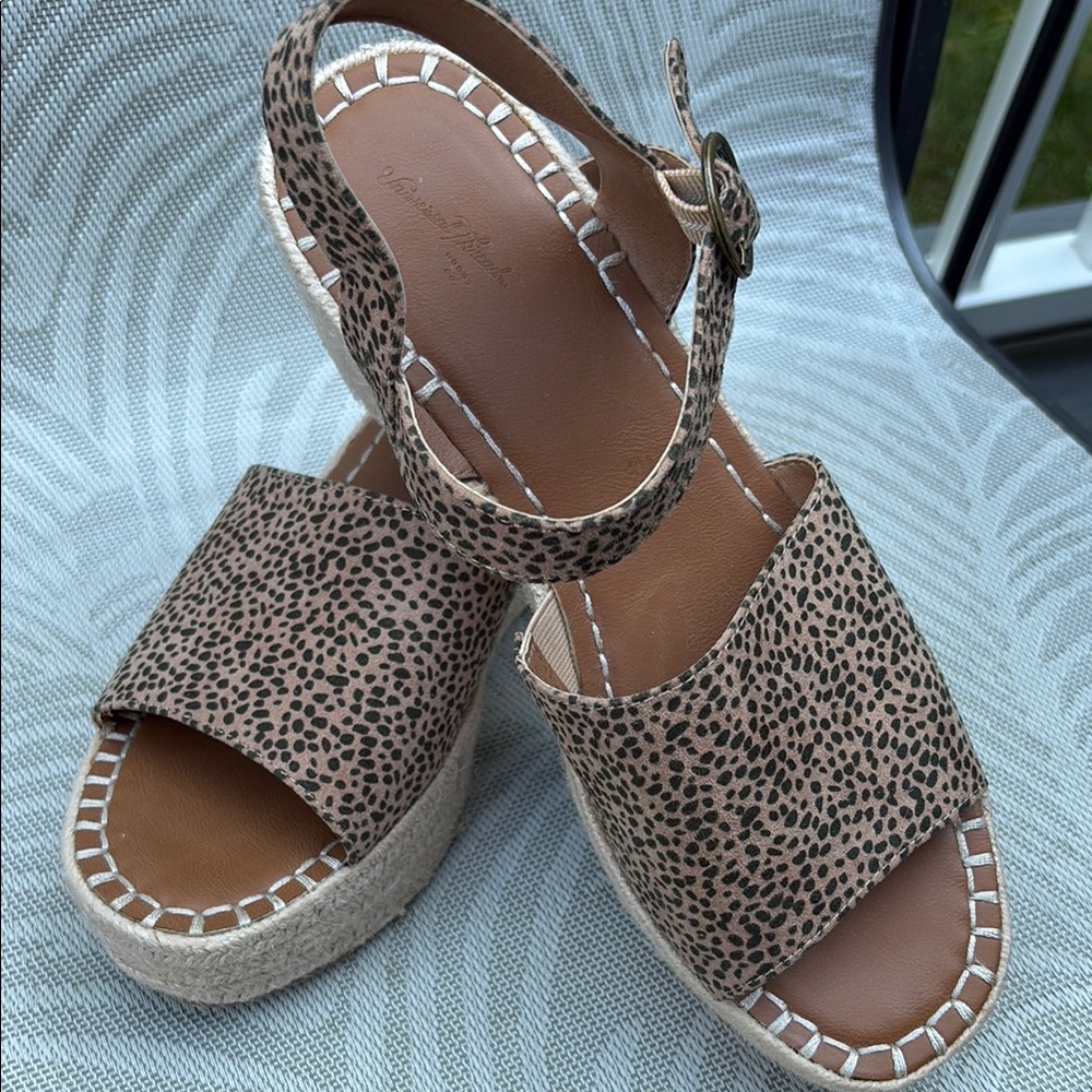 Universal Thread Brown Espadrilles